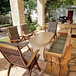 Gina Apartament Golaš